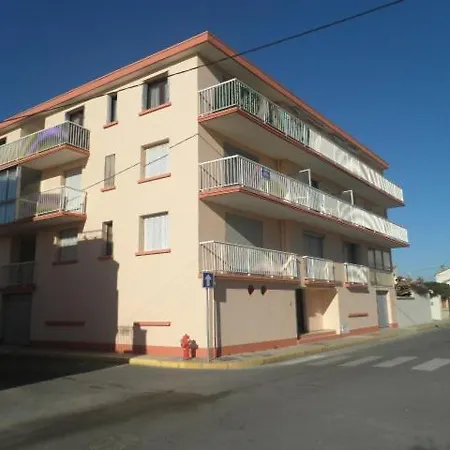 Apartment Avec Petite Terrasse Proche Et Commerces Valras-Plage